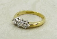 Antique Guest and Philips - Diamond Set, Yellow Gold - Three Stone Ring R5051