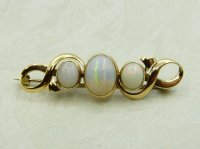Antique Guest and Philips - Opal Set, Yellow Gold - Three Stone Bar Brooch BR629