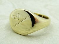 Antique Guest and Philips - Yellow Gold Cushion Signet Ring R5160