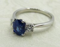 Antique Guest and Philips - Sapphire Set, Platinum - Three Stone Ring R5104