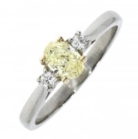Guest and Philips - D 0.08ct YD 0.38ct Set, Platinum - Yellow Gold - 18ct Oval U/W Ring