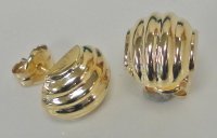 Guest and Philips - Yellow Gold - Ribbed Domed Stud Earrings, Size 11mm GE7414-Y