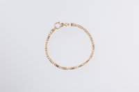 Guest and Philips - Yellow Gold 9ct Link Bracelet - 305