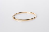Guest and Philips - Yellow Gold 9ct Bangle Safety Catch - 4MMOVAL