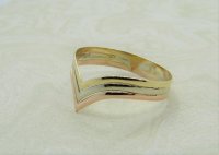 Antique Guest and Philips - Yellow Gold Wishbone Ring R3967