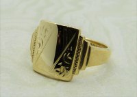Antique Guest and Philips - Yellow Gold Signet Ring R3988