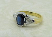 Antique Guest and Philips - 1.31ct Sapphire Set, Yellow Gold - White Gold - Three Stone Ring R4053