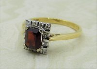 Antique Guest and Philips - 0.66ct Garnet Set, Yellow Gold - White Gold - Cluster Ring R4157