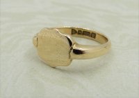 Antique Guest and Philips - Yellow Gold Signet Ring R4591