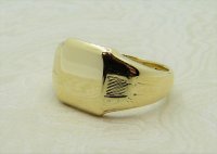 Antique Guest and Philips - Yellow Gold Signet Ring
