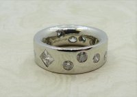 Antique Guest and Philips - 2.65ct Diamond Set, Platinum - Cluster Ring