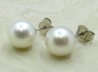 Guest and Philips - South SeaPearl Set, White Gold - 18ct Stud Earrings - EYW10-7-DGX
