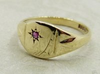 Antique Guest and Philips - Ruby Set, Yellow Gold - Signet Ring R5228