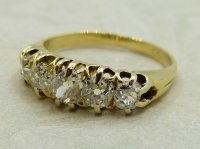 Antique Guest and Philips - Diamond Set, Yellow Gold - Five Stone Ring R5232