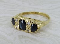 Antique Guest and Philips - Sapphire Set, Yellow Gold - Seven Stone Ring R5332