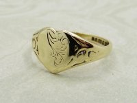 Antique Guest and Philips - Yellow Gold Heart Signet Ring R5174