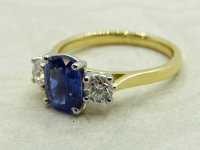 Antique Guest and Philips - Sapphire Set, Yellow Gold - Platinum - Three Stone Ring R5231