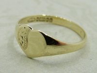Antique Guest and Philips - Yellow Gold Heart Signet Ring R5162