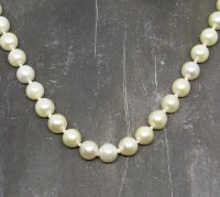 Antique Guest and Philips - Akoya Cultured Pearl Set, - Uniform Pearl Row - P43