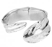 Uno de 50 - Pluma, Silver Plated Bangle PUL1782MTL0000M