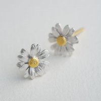 Alex Monroe - Classic, Silver And Gold Plate Daisy Earrings PE2A-MIX