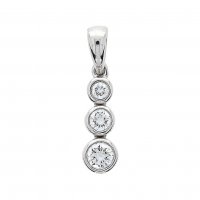 Guest and Philips - Graduated Trilogy, Diamond 0.21ct Set, White Gold - 18ct Pendant G1625