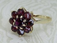 Antique Guest and Philips - Garnet Set, Yellow Gold - Cluster Ring R6011