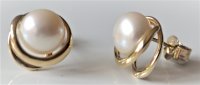 Guest and Philips - Pearl Set, Yellow Gold - Yellow Gold and Pearl Earring GEP1603