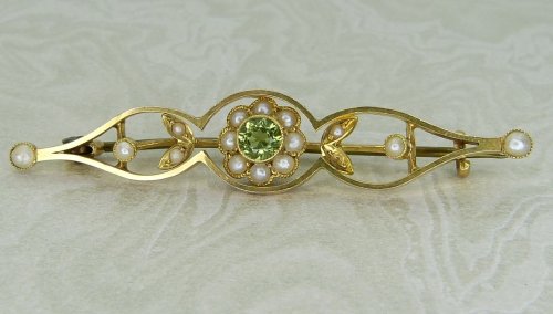 Antique Guest and Philips - Peridot Set, Yellow Gold - Bar Brooch BR661