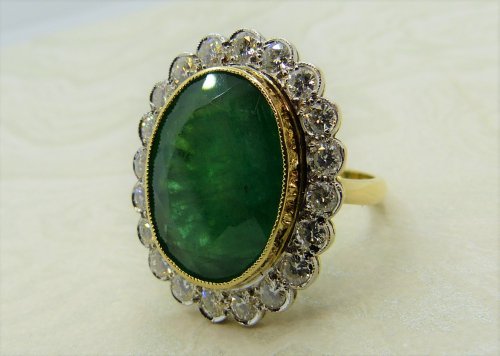 Antique Guest and Philips - 15.66ct Emerald Set, Yellow Gold - White Gold - Cluster Ring R4340