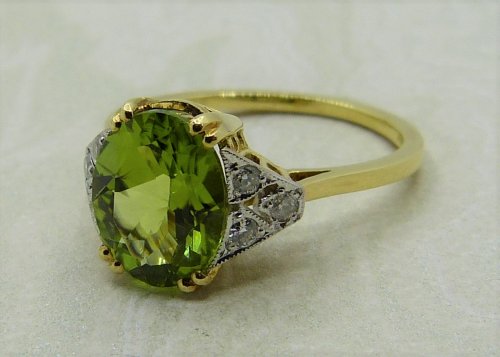 Antique Guest and Philips - 2.72ct Peridot Set, Yellow Gold - Single Stone Ring R3955