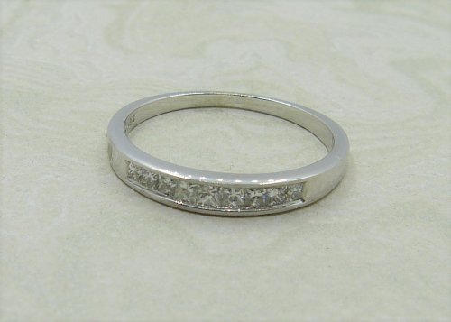 Antique Guest and Philips - 0.25ct Diamond Set, White Gold - Half Eternity Ring R4116