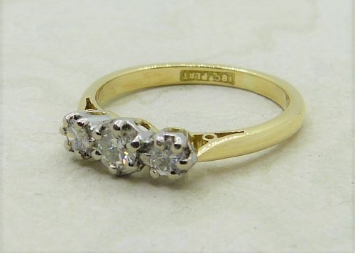 Antique Guest and Philips - 0.35ct Diamond Set, Yellow Gold - Platinum - Three Stone Ring R4132