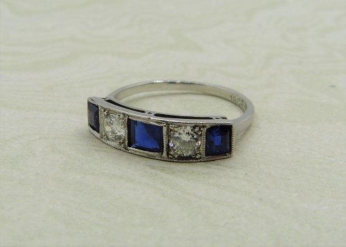 Antique Guest and Philips - 0.85ct Sapphire Set, White Gold - Five Stone Ring R4486