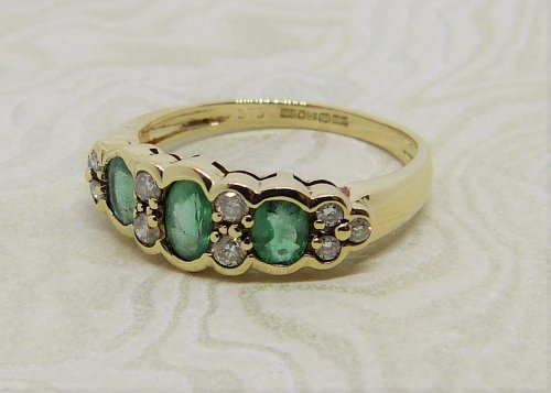 Antique Guest and Philips - 0.59 (est) Emerald Set, Yellow Gold - Half Eternity Ring R3654