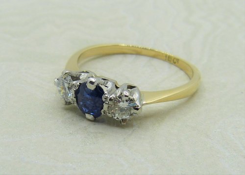 Antique Guest and Philips - 0.50ct Sapphire Set, Yellow Gold - White Gold - Three Stone Ring R3821