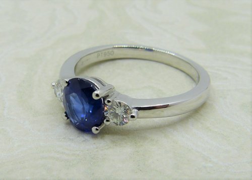 Antique Guest and Philips - 1.21ct Sapphire Set, Platinum - Three Stone Ring