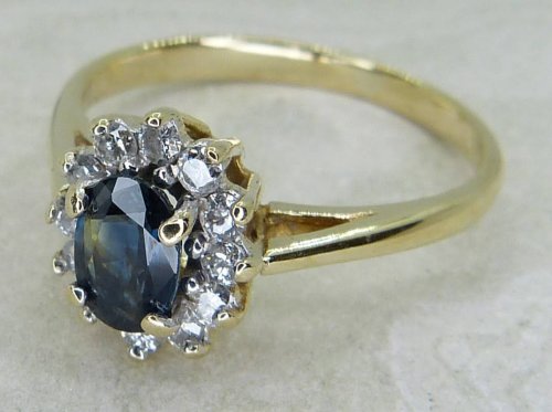 Antique Guest and Philips - Sapphire Set, Yellow Gold - White Gold - Cluster Ring R5928