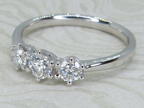 Antique Guest and Philips - Diamond Set, Platinum - Three Stone Ring R5938