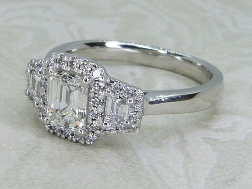 Antique Guest and Philips - Diamond Set, Platinum - Cluster Ring R5859