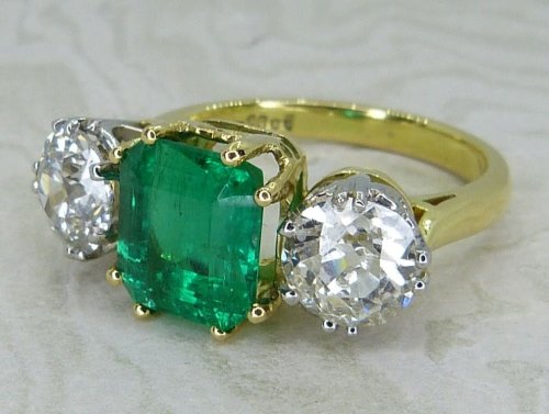 Antique Guest and Philips - Emerald Set, Yellow Gold - Platinum - Three Stone Ring R5903