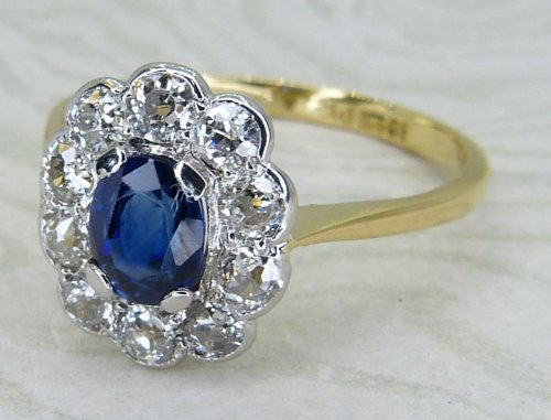 Antique Guest and Philips - Sapphire Set, Yellow Gold - Platinum - Oval Cluster Ring R5946