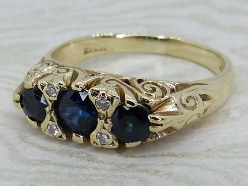 Antique Guest and Philips - Sapphire Set, Yellow Gold - Seven Stone Ring R6003