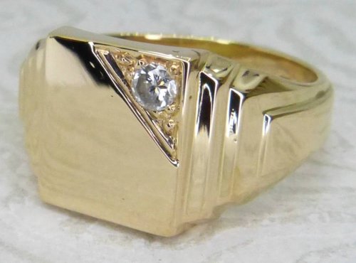 Antique Guest and Philips - Diamond Set, Yellow Gold - Signet Ring R6025