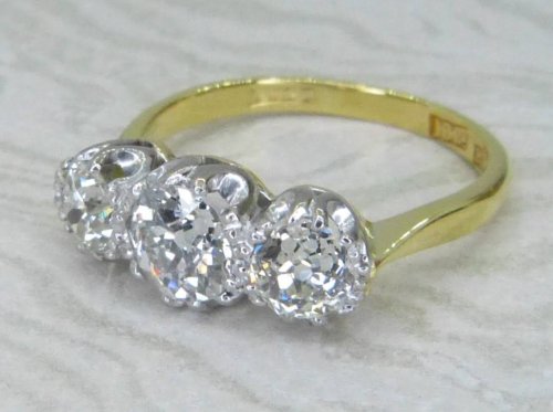 Antique Guest and Philips - Diamond Set, Yellow Gold - Platinum - Three Stone Ring R6036