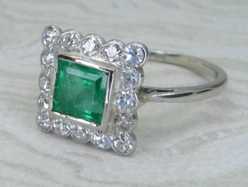Antique Guest and Philips - Emerald Set, Platinum - Cluster Ring R6040